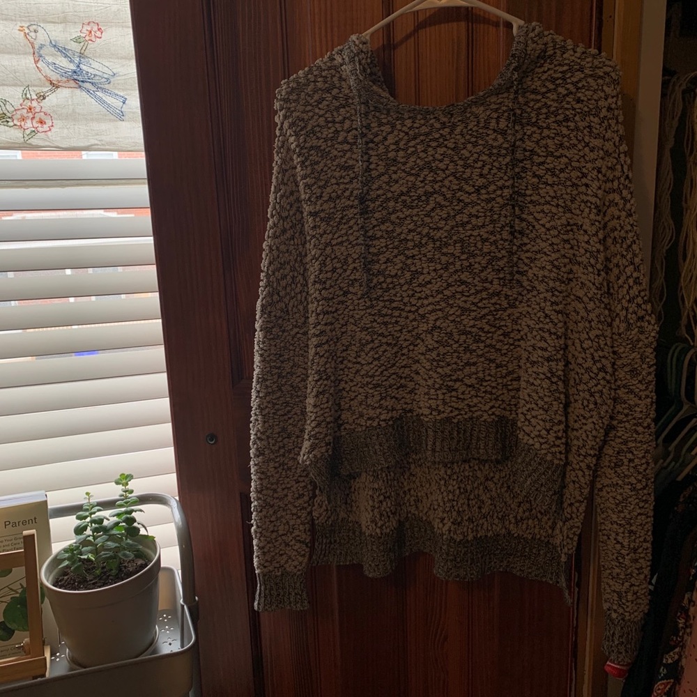 long sleeve sweater